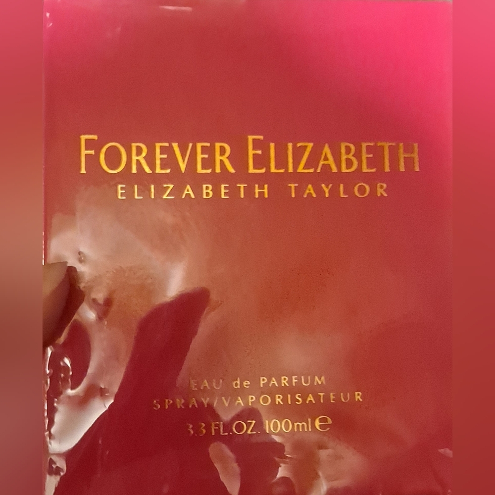 Forever Elizabeth - Picture 2 of 4